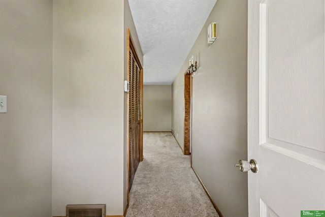 2132 E 10th Street, Fremont, NE 68025
