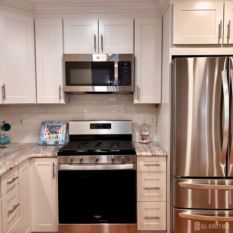 24 Edinburgh Drive A, Monroe, NJ 08831