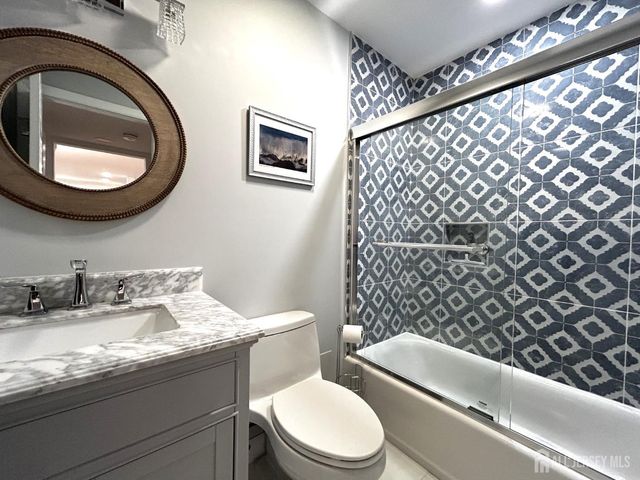 24 Edinburgh Drive A, Monroe, NJ 08831