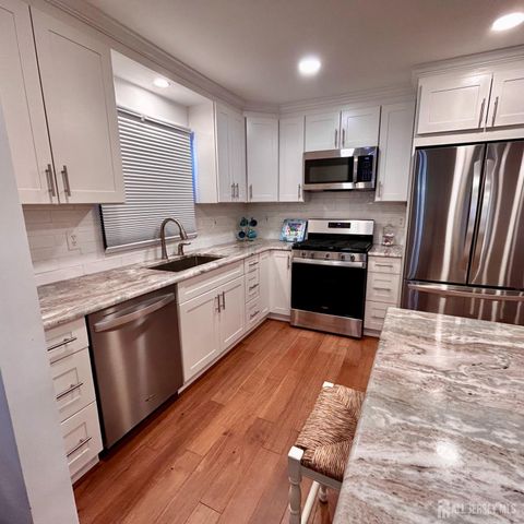 24 Edinburgh Drive A, Monroe, NJ 08831