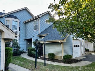 24 Edinburgh Drive A, Monroe, NJ 08831