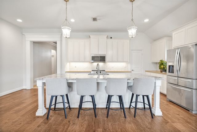3016 Ridgemont Court, Weatherford, TX 76086