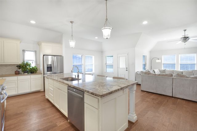 3016 Ridgemont Court, Weatherford, TX 76086
