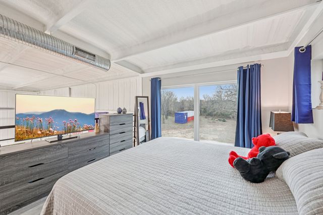 189 County Road 4767, Boyd, TX 76023