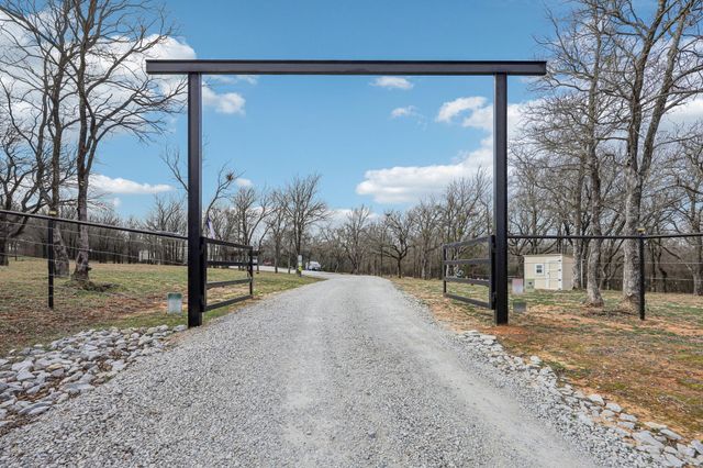 189 County Road 4767, Boyd, TX 76023