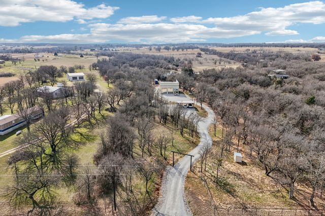 189 County Road 4767, Boyd, TX 76023