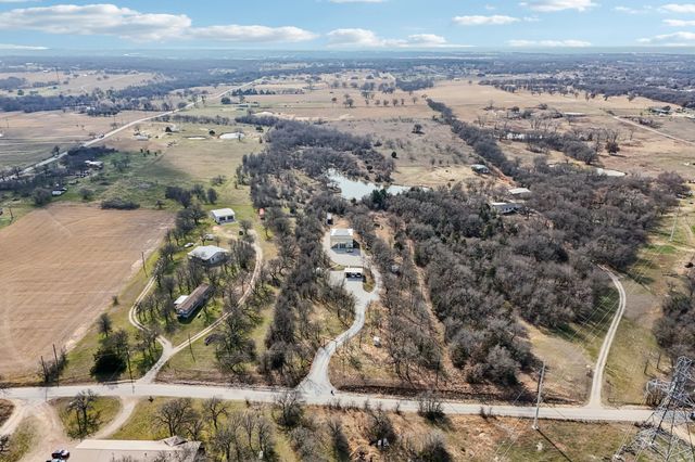 189 County Road 4767, Boyd, TX 76023