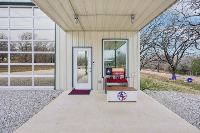 189 County Road 4767, Boyd, TX 76023