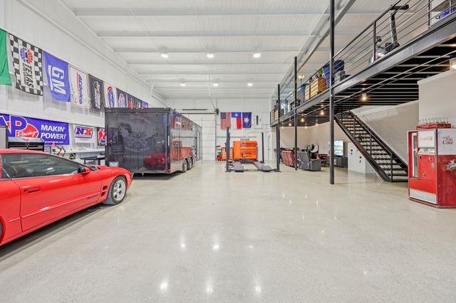 189 County Road 4767, Boyd, TX 76023