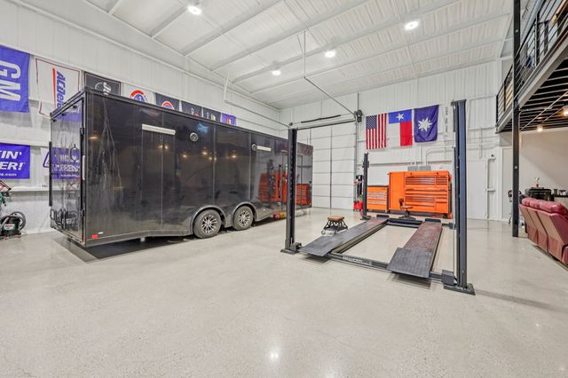 189 County Road 4767, Boyd, TX 76023