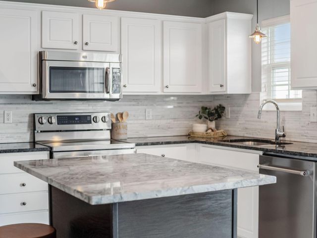 5570 Middle Falls Street, 52, Dublin, OH 43016