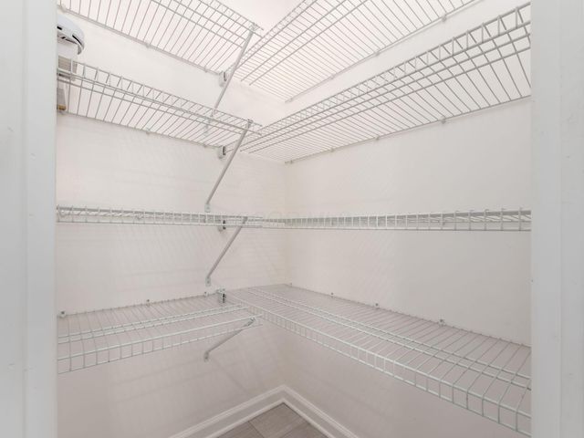 5570 Middle Falls Street, 52, Dublin, OH 43016