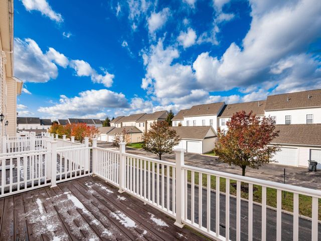 5570 Middle Falls Street, 52, Dublin, OH 43016