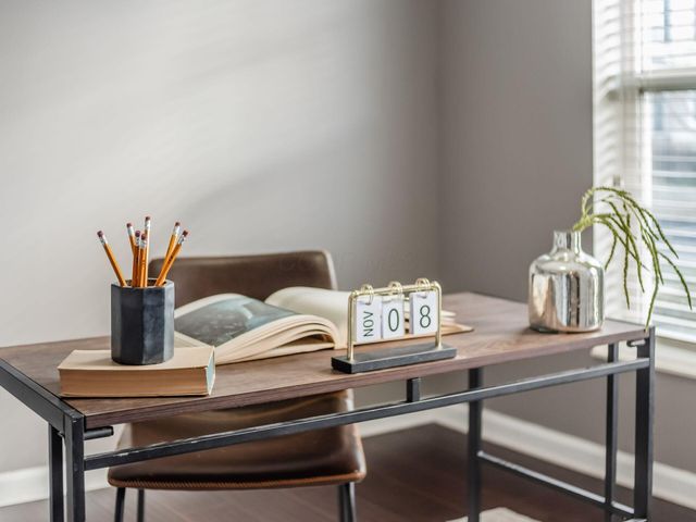 5570 Middle Falls Street, 52, Dublin, OH 43016