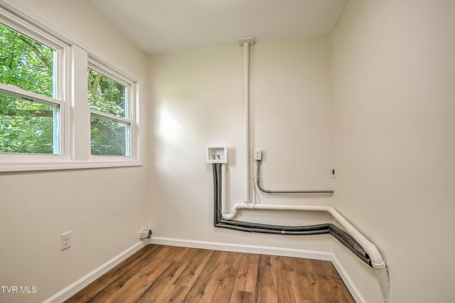 1010 Gibson Mill Road, Kingsport, TN 37660