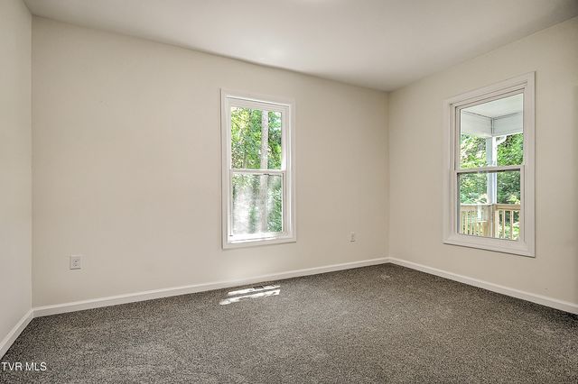 1010 Gibson Mill Road, Kingsport, TN 37660