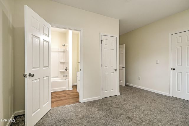1010 Gibson Mill Road, Kingsport, TN 37660