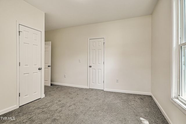 1010 Gibson Mill Road, Kingsport, TN 37660