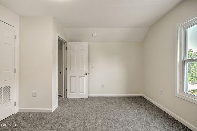 1010 Gibson Mill Road, Kingsport, TN 37660