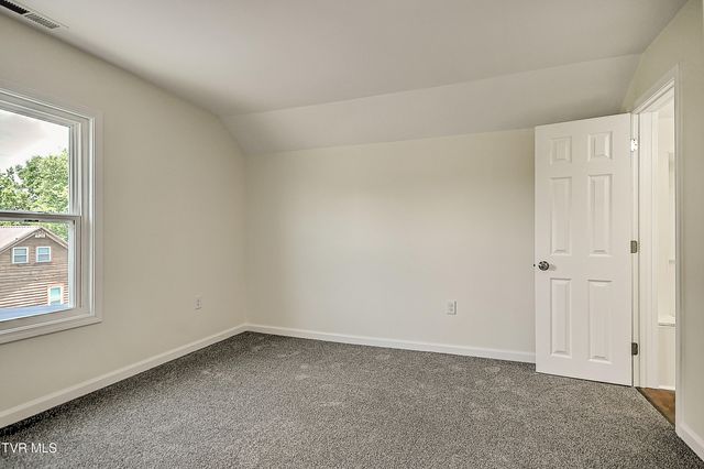 1010 Gibson Mill Road, Kingsport, TN 37660