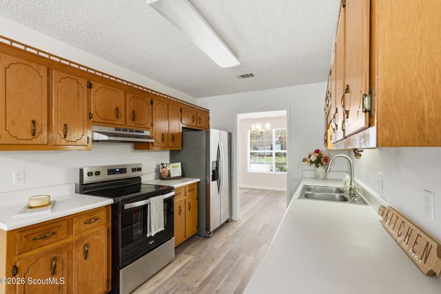 107 E Mills Avenue, Hinesville, GA 31313