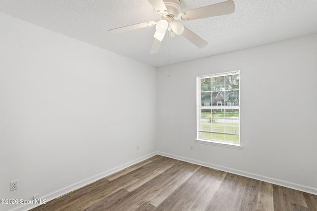 107 E Mills Avenue, Hinesville, GA 31313