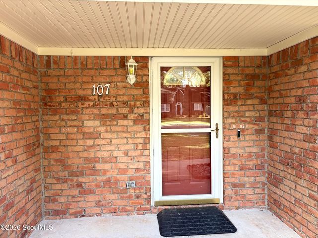 107 E Mills Avenue, Hinesville, GA 31313