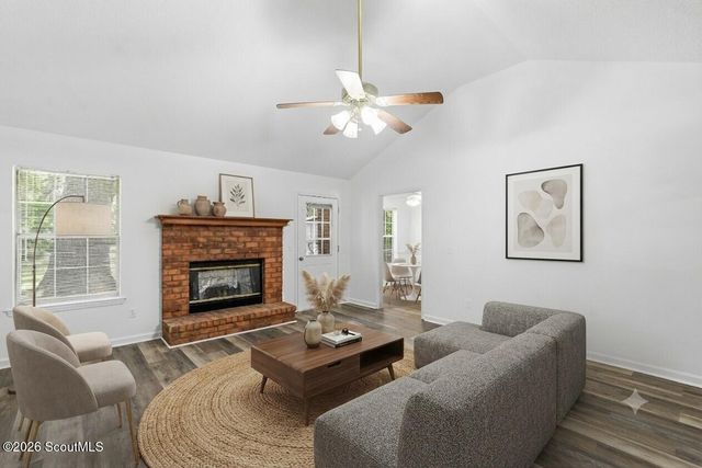 107 E Mills Avenue, Hinesville, GA 31313
