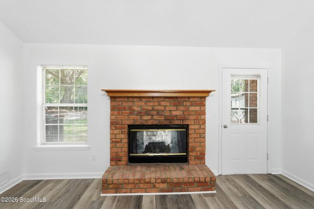 107 E Mills Avenue, Hinesville, GA 31313
