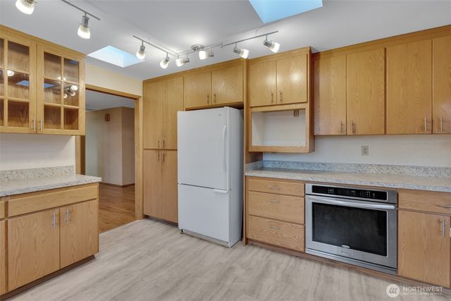 824 S 296th Place, Federal Way, WA 98003