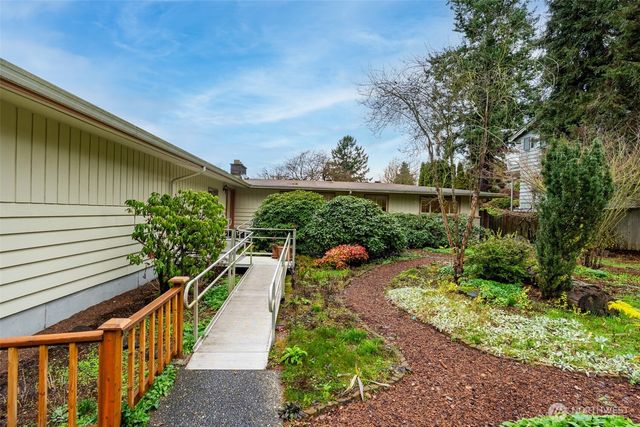 824 S 296th Place, Federal Way, WA 98003