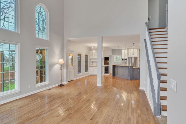 201 Dandridge Dr, Franklin, TN 37067