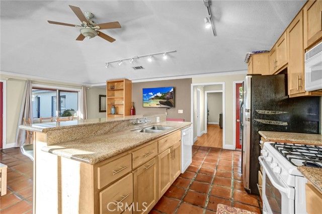 12892 Civic Center Drive, Garden Grove, CA 92840