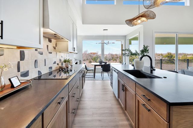 3247 N Bedford St, Wichita, KS 67226