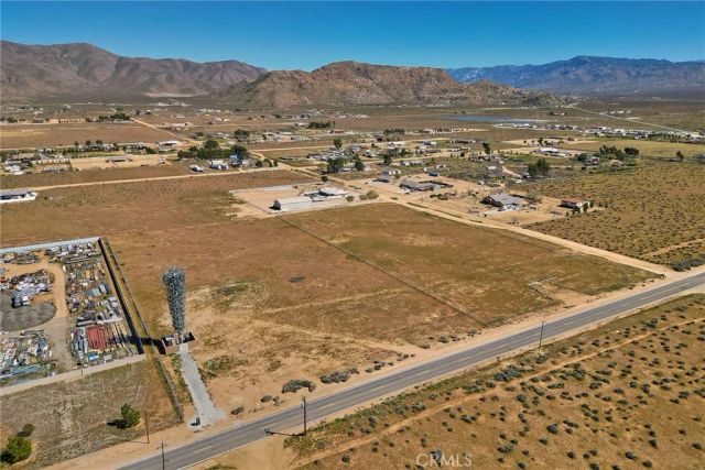 13915 Joshua, Apple Valley, CA 92307