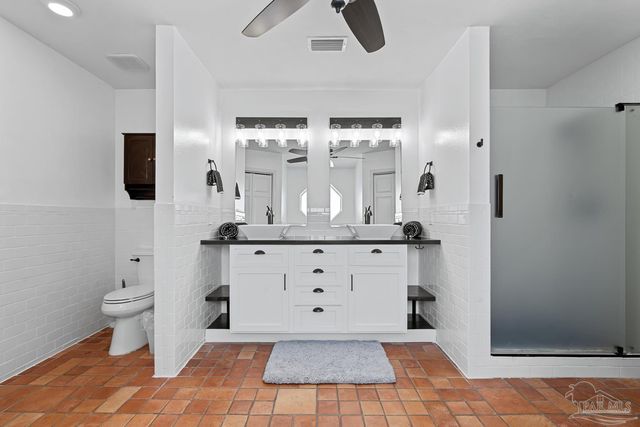 513 Sandy Oak Dr, Pensacola, FL 32506