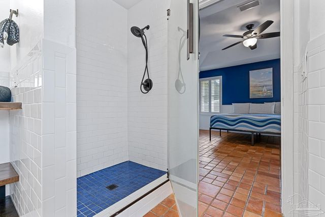 513 Sandy Oak Dr, Pensacola, FL 32506