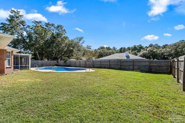 513 Sandy Oak Dr, Pensacola, FL 32506