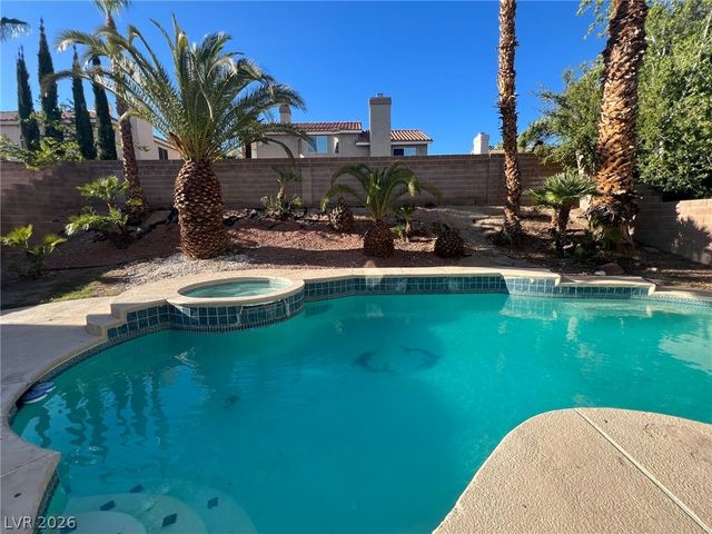 9448 Navy Blue Court, Las Vegas, NV 89117