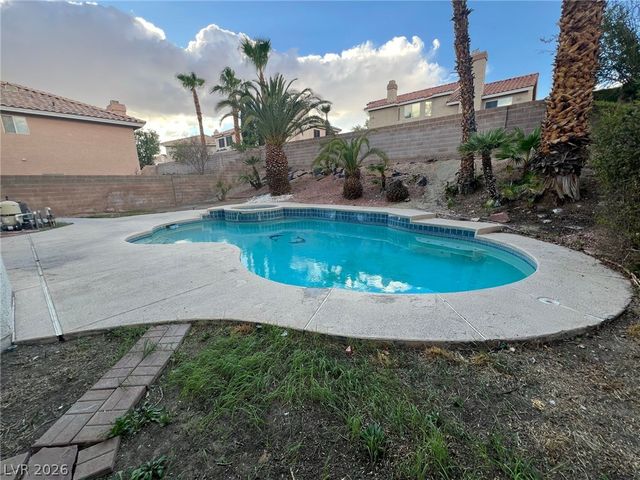 9448 Navy Blue Court, Las Vegas, NV 89117