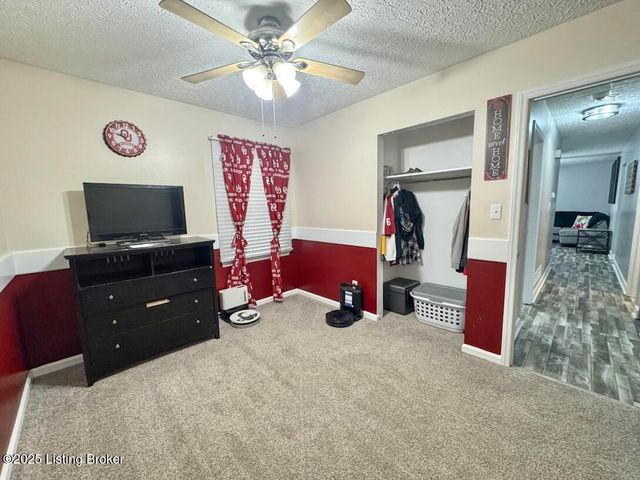 124 Texas Ave, Mt Washington, KY 40047