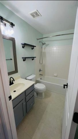 422 Breezewood Court, Ludlow, KY 41016