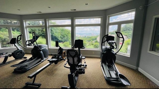 422 Breezewood Court, Ludlow, KY 41016