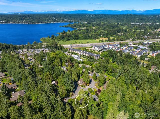 2815 NW Pine Cone Drive, Issaquah, WA 98027