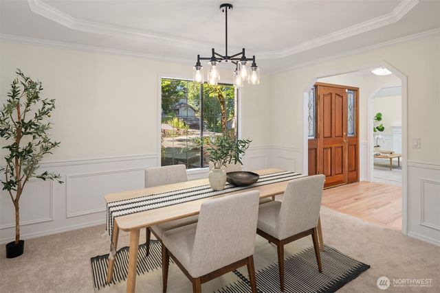 2815 NW Pine Cone Drive, Issaquah, WA 98027