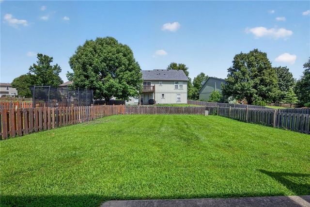 16222 W 157th Terrace, Olathe, KS 66062
