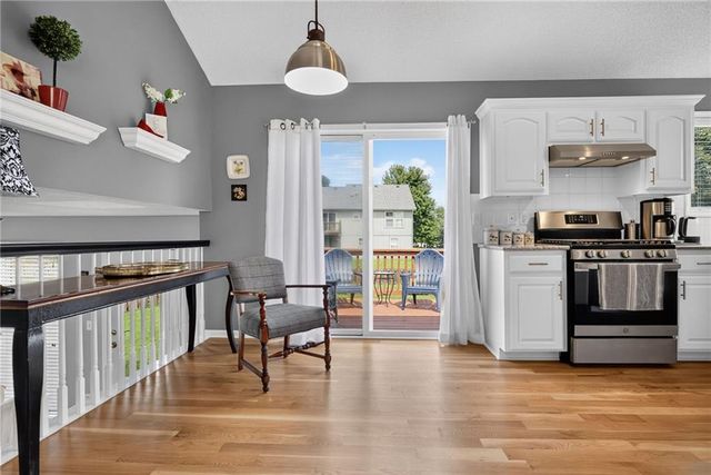 16222 W 157th Terrace, Olathe, KS 66062