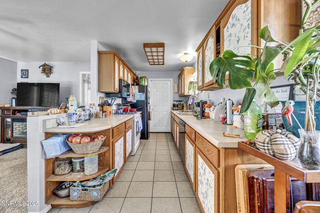 687 Douglas Street, Fallon, NV 89406