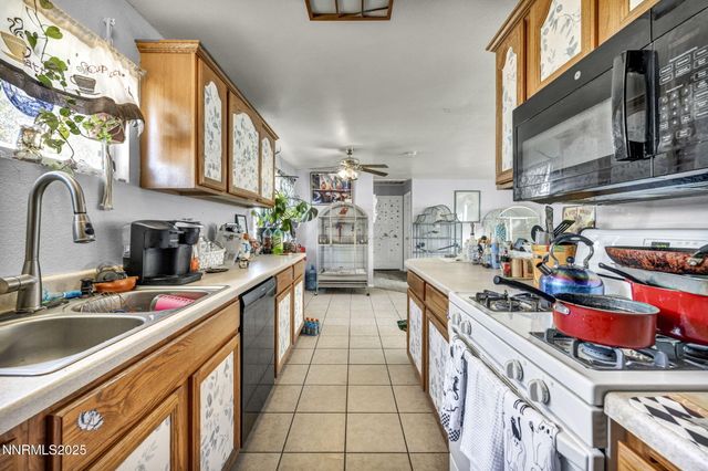 687 Douglas Street, Fallon, NV 89406