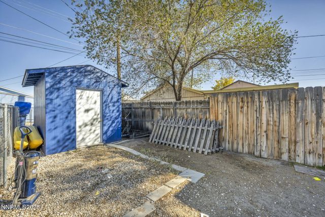 687 Douglas Street, Fallon, NV 89406